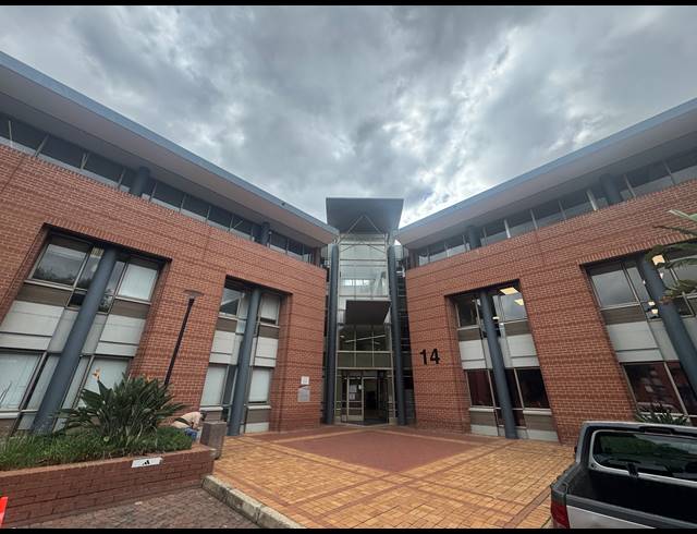 313M² OFFICE TO LET IN WOODMEAD